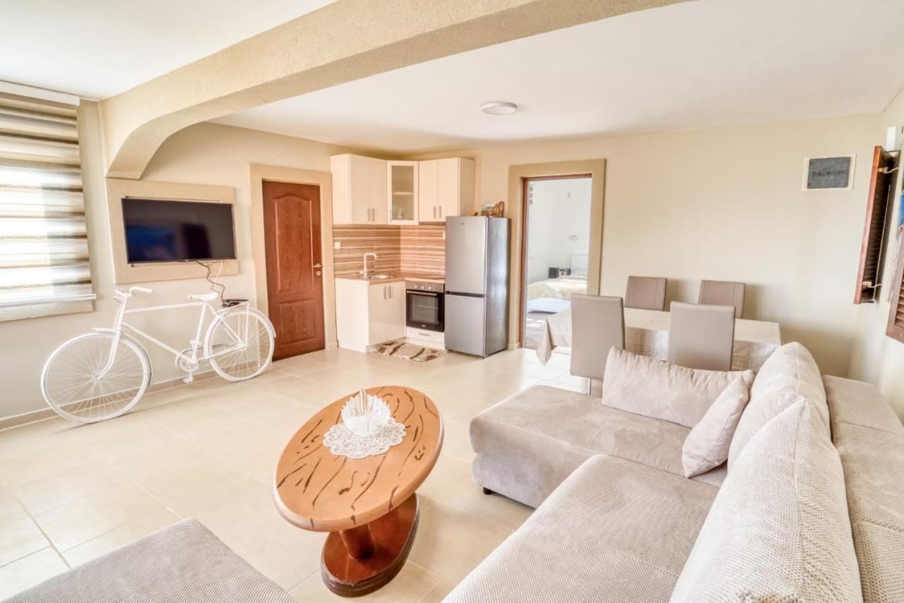 Apartmán Savovic_Lux Petrovac Exteriér fotografie